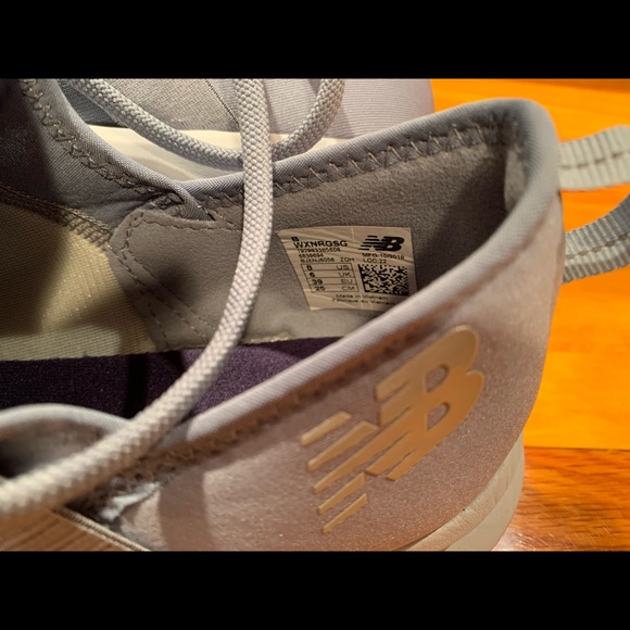 New Balance - Picture 4 of 4